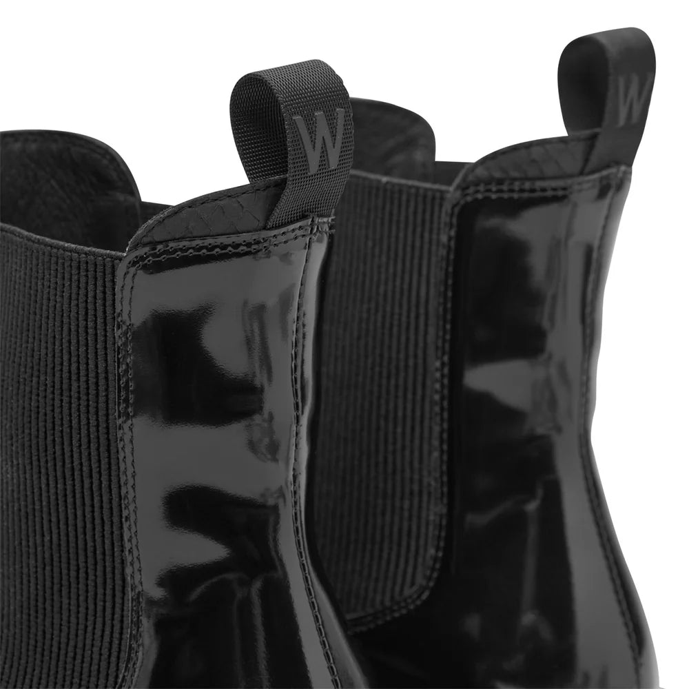 Woden Aya Patent, Black