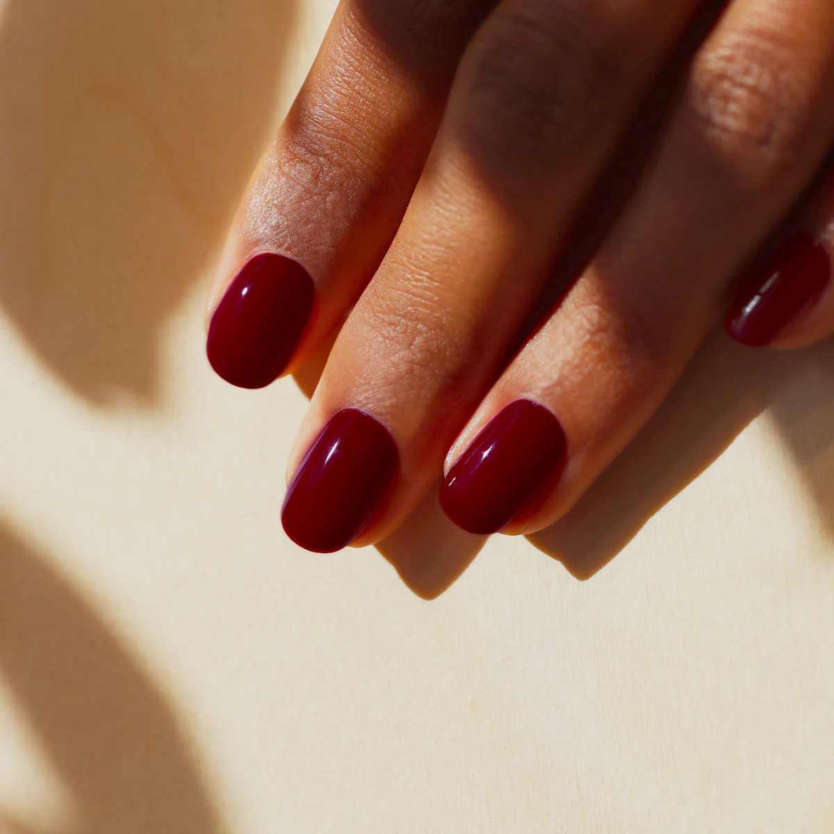 Manucurist Green Nailpolish, Dark Pansy