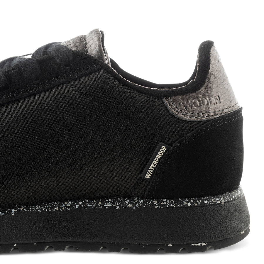 Woden Ydun Waterproof black