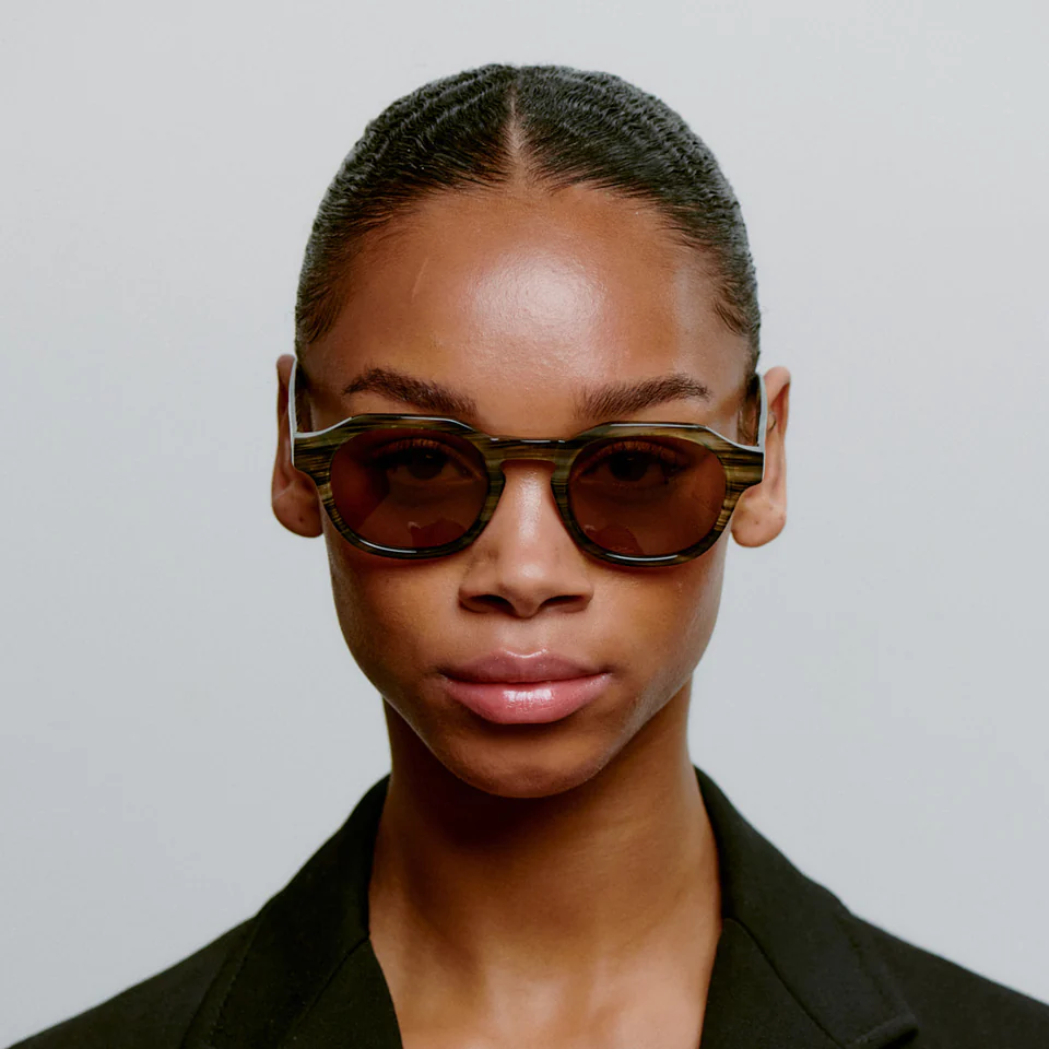 A. Kjærbede Zan Solbrille, Striped Horn