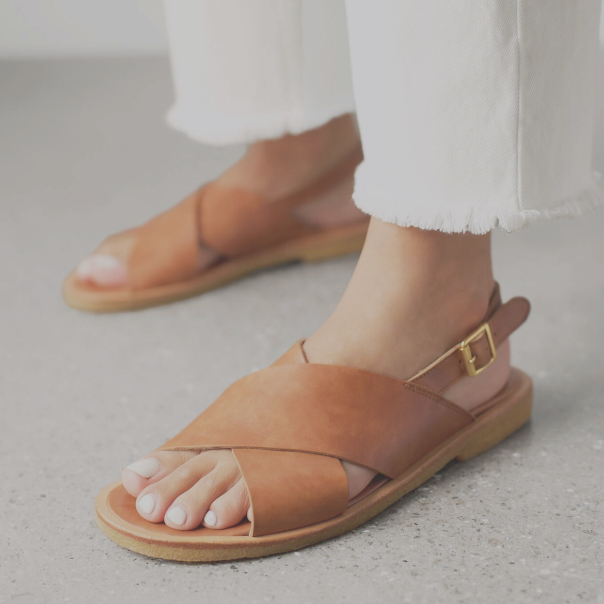 Angulus Tan Sandal