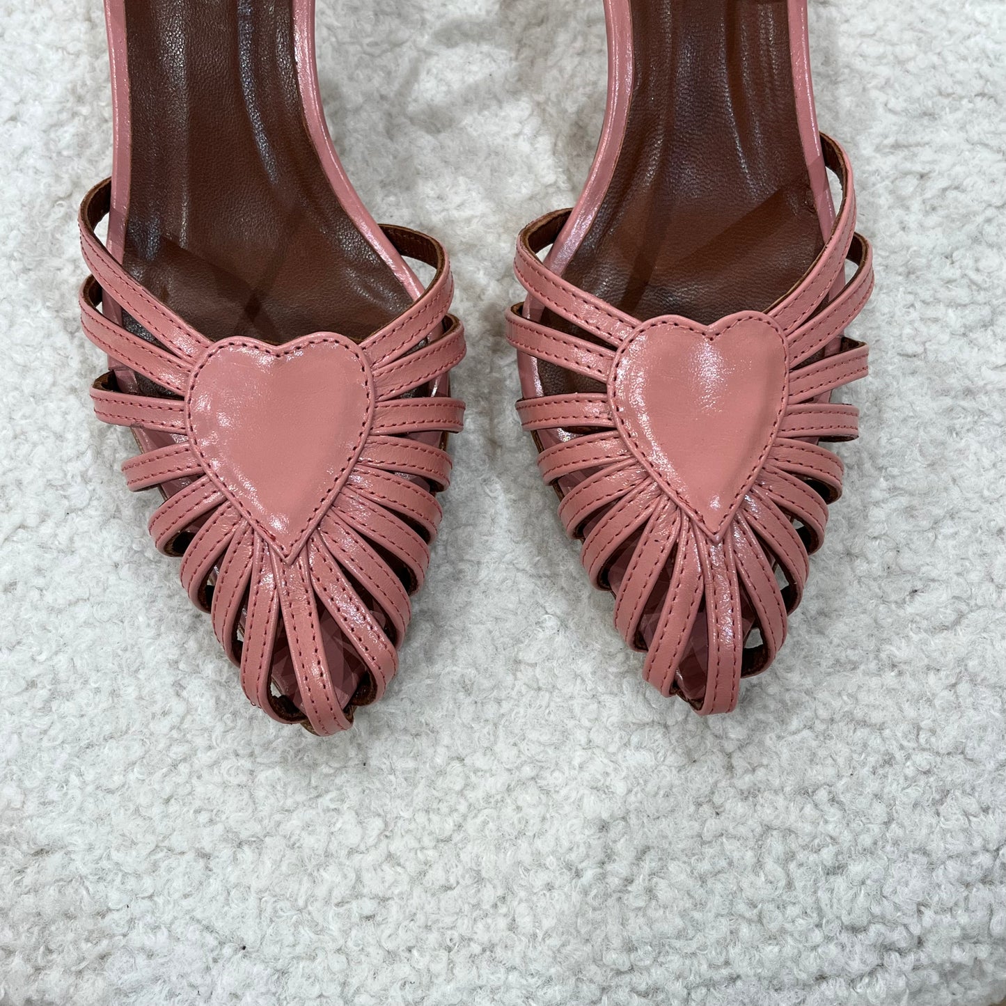 Anonymous Keesha 55 Crinkled goat, Misty Coral