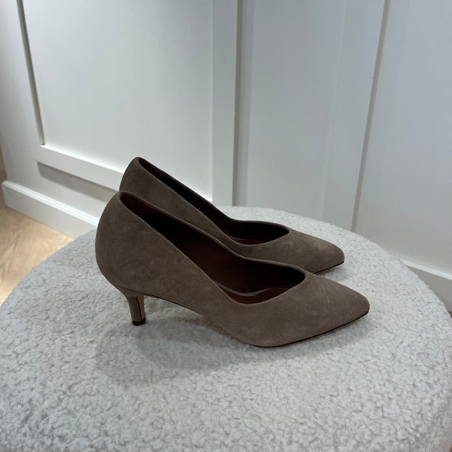 Anonymous Trini 55 Calf Suede, Mushroom