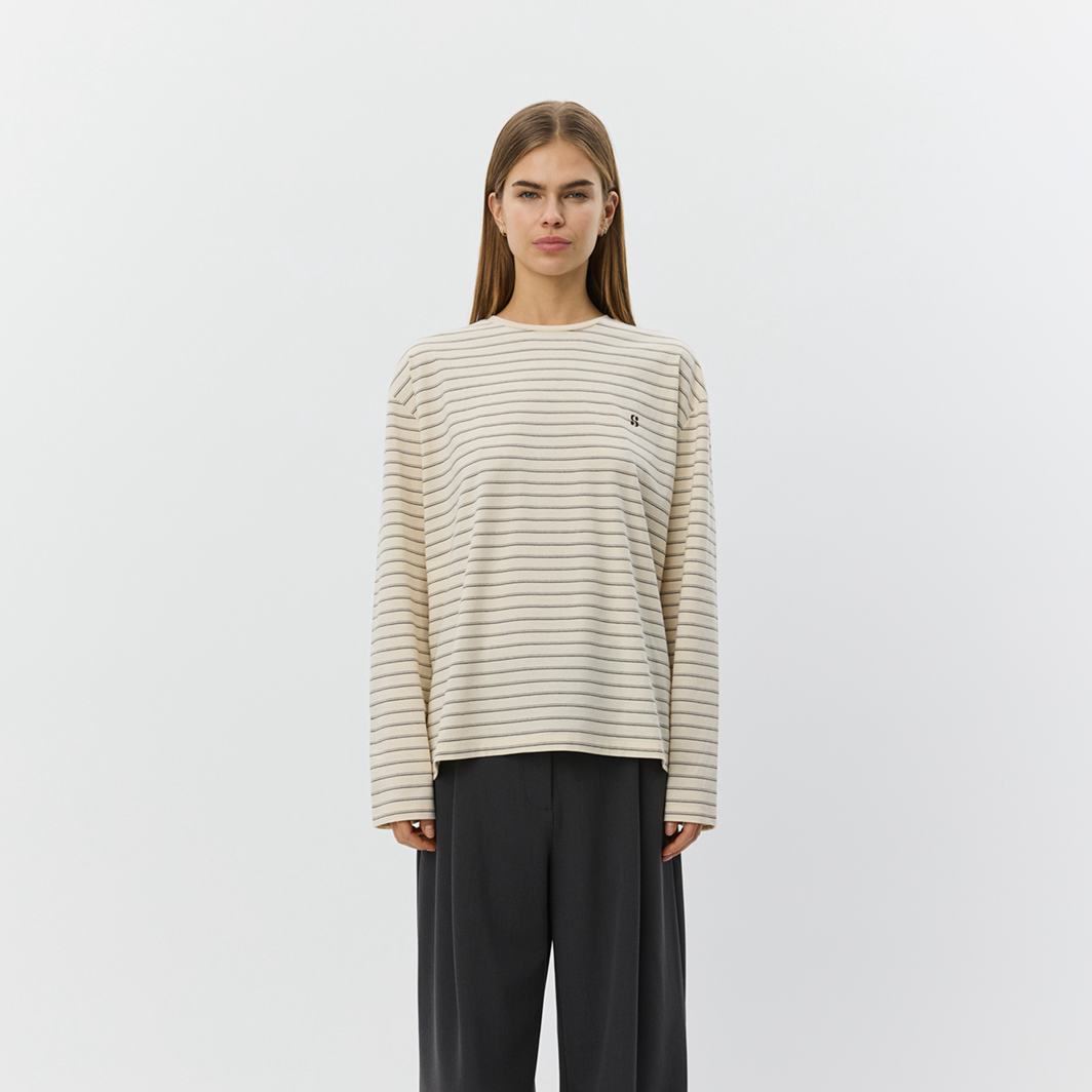 Sofie Schnoor Masy Long-Sleeve Boxy T-shirt, Off White Striped