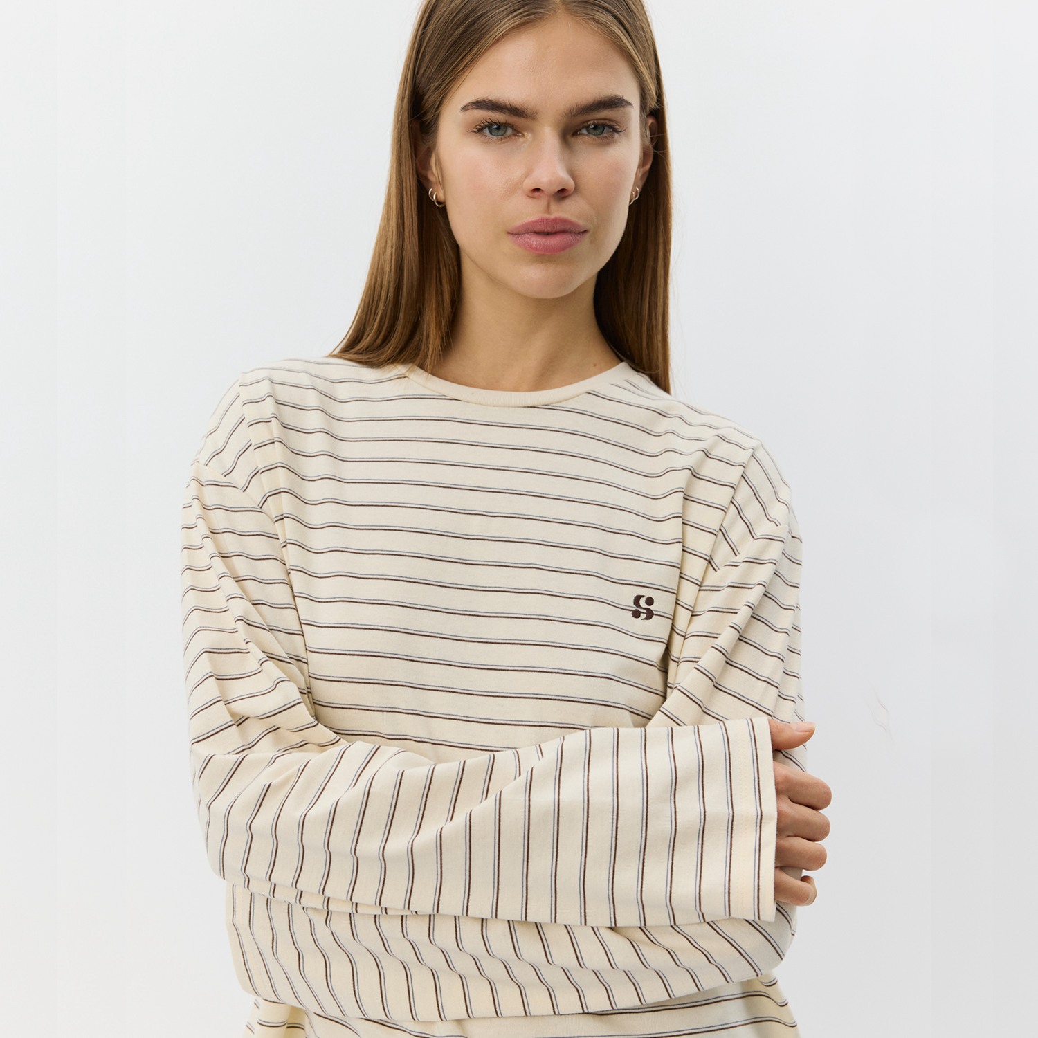 Sofie Schnoor Masy Long-Sleeve Boxy T-shirt, Off White Striped