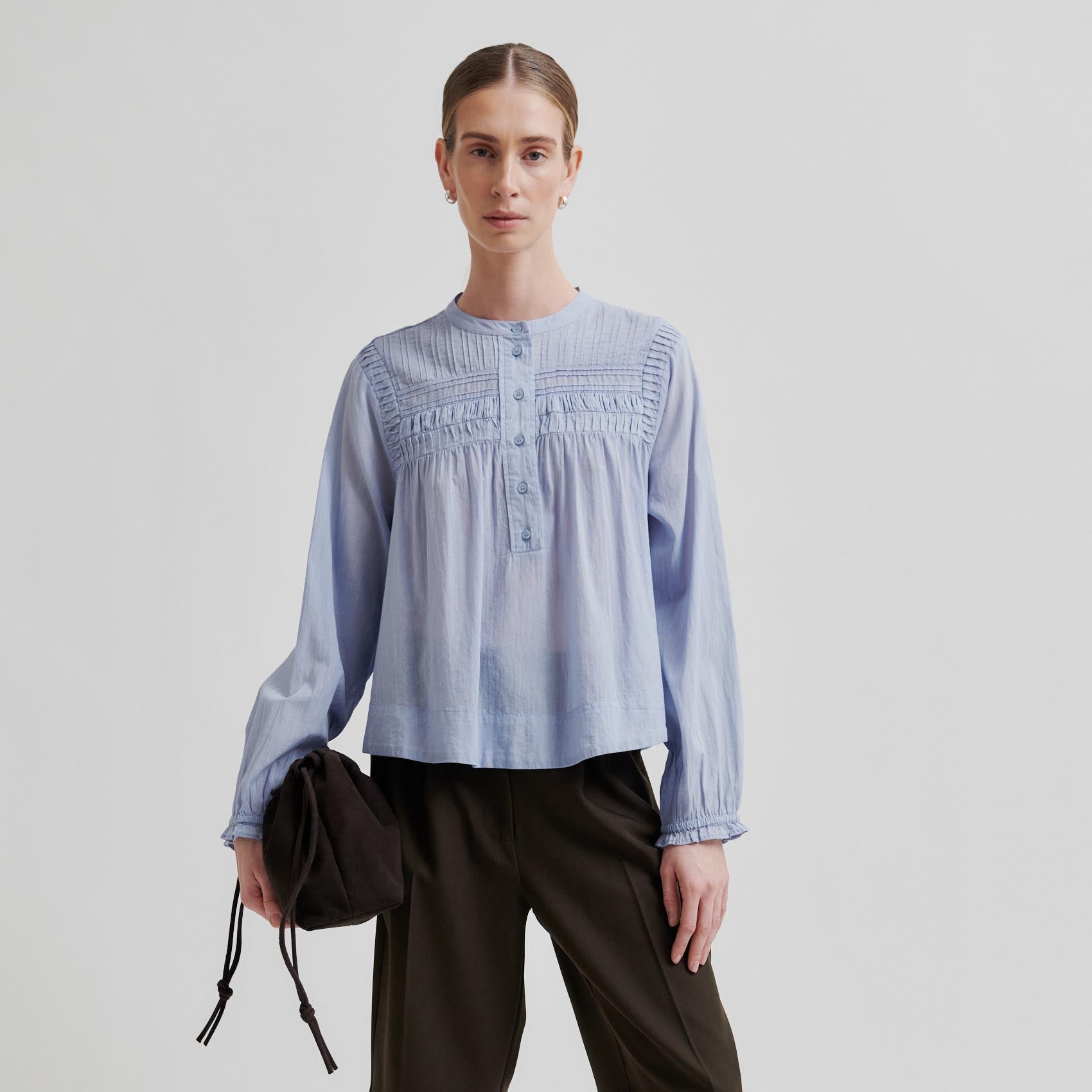 Second Female Maise blouse, Brunnera