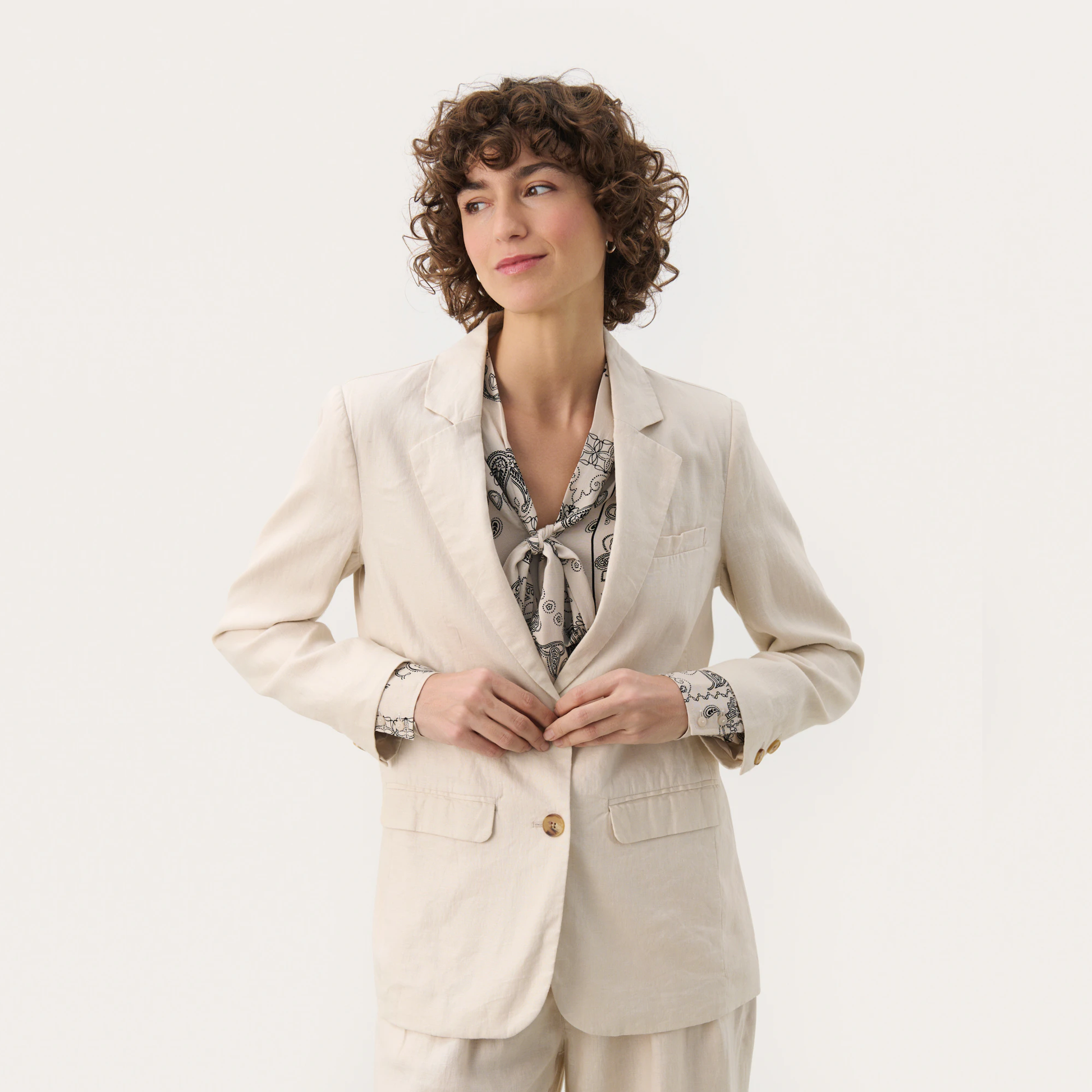 Part Two Nyan Hørblazer, French Oak